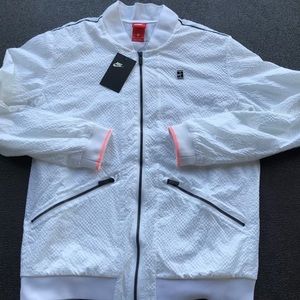 Nike dri fit white tennis jacket